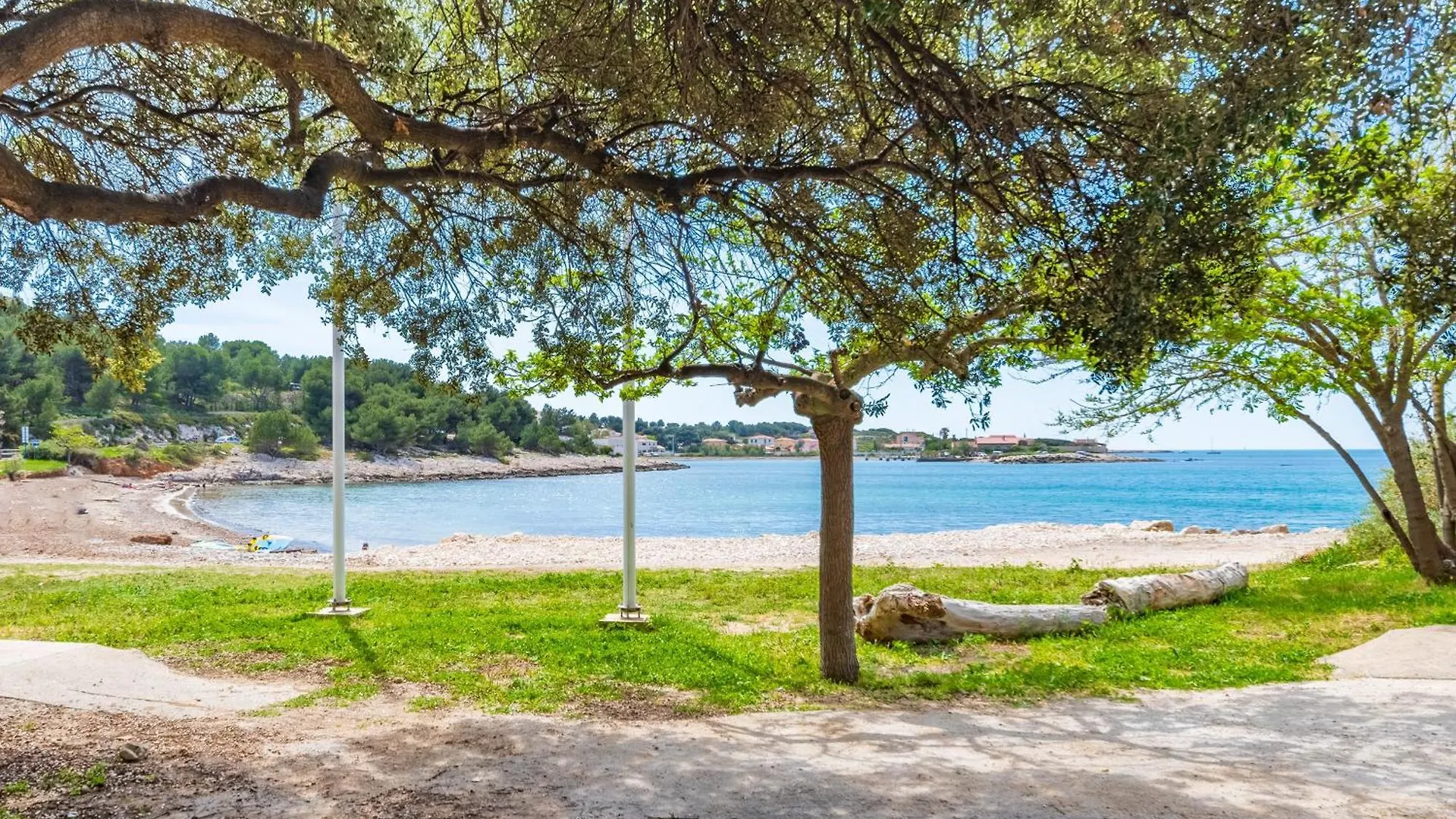 Holiday home La Paillote De Jcc - 500 Metres De La Plage Martigues France